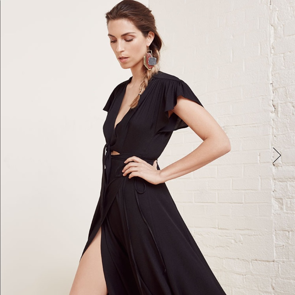 NWT Reformation Orchid in Black - Picture 5 of 8